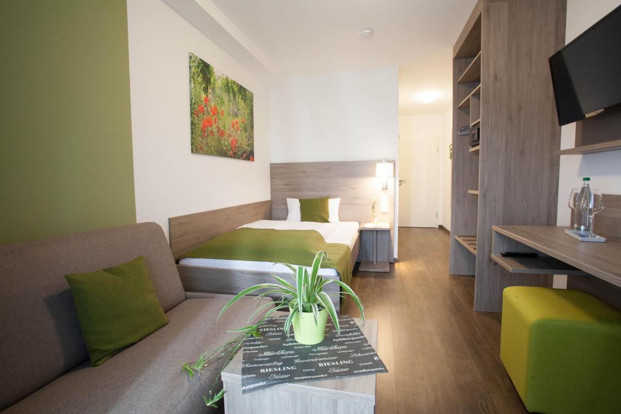 Wein & Bett Weihbrecht Hotell Bretzfeld Exteriör bild